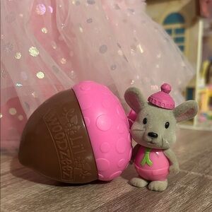 Li’l Woodzeez Pink and Brown Mouse Toy